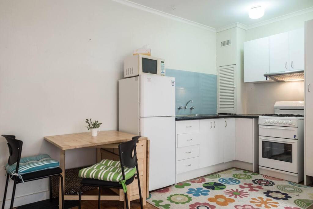 Elwood Beach Apartment Melbourne Exterior foto
